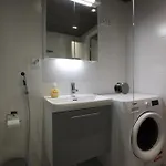 Apartman Hieno Yksioe Tapiolan Urheilupuistossa.