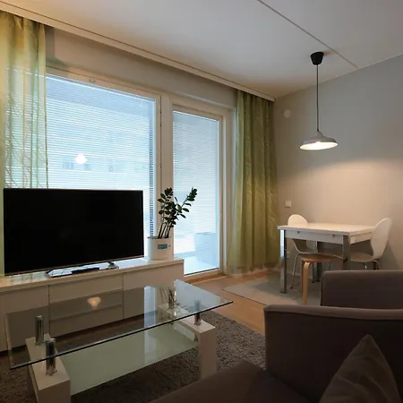 Hieno Yksioe Tapiolan Urheilupuistossa. Appartement Espoo