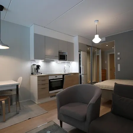 Hieno Yksioe Tapiolan Urheilupuistossa. Apartment